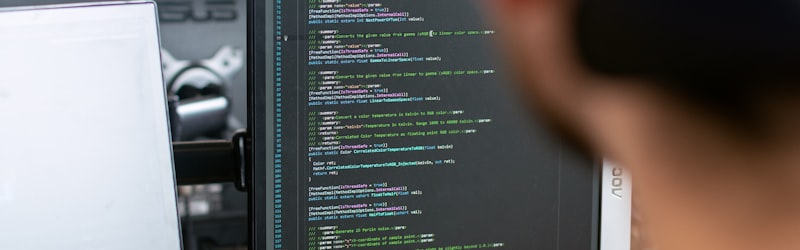 系统灾难恢复与还原技术图解 - 齿轮与循环箭头